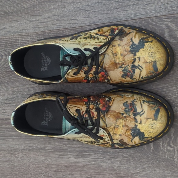 RARE Dr. Martens Museum Di Antonio Size 6 - Picture 1 of 5